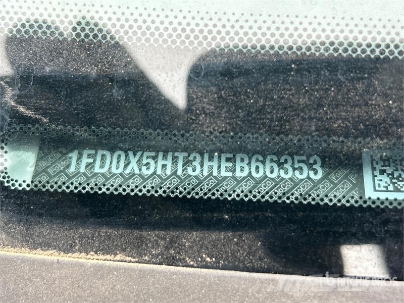 Ford F-550 ピックアップ/ドロップサイド