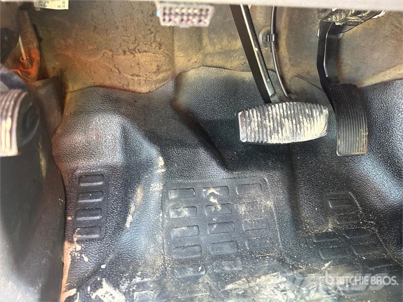 Ford F-550 Pacēlāji uz automašīnas bāzes