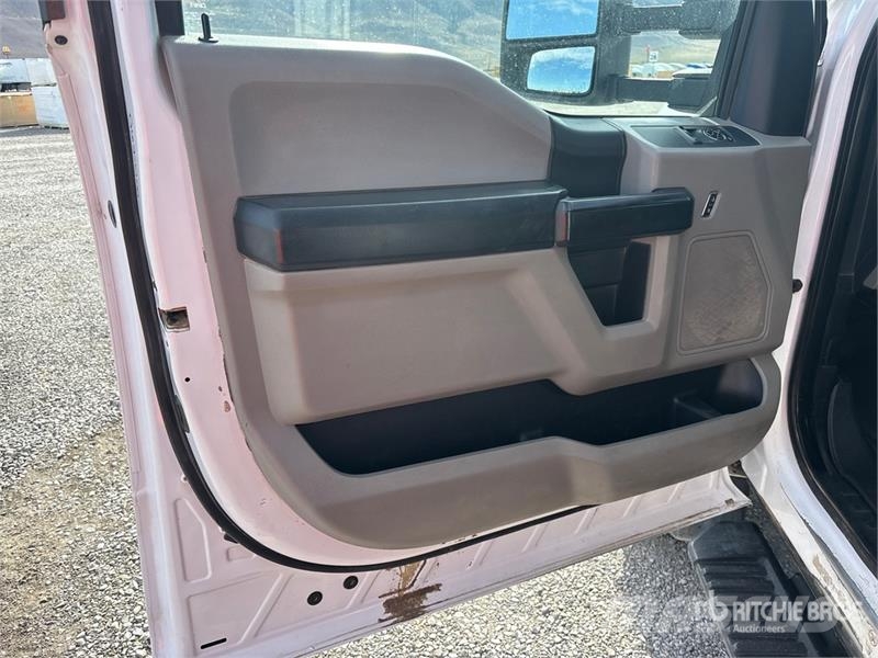 Ford F-550 Tipper trucks