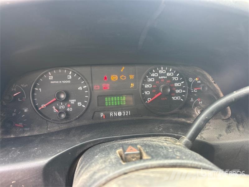 Ford F-550 Flakbilar
