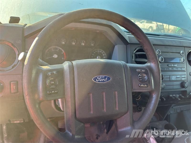 Ford F-550 Kiper tovornjaki