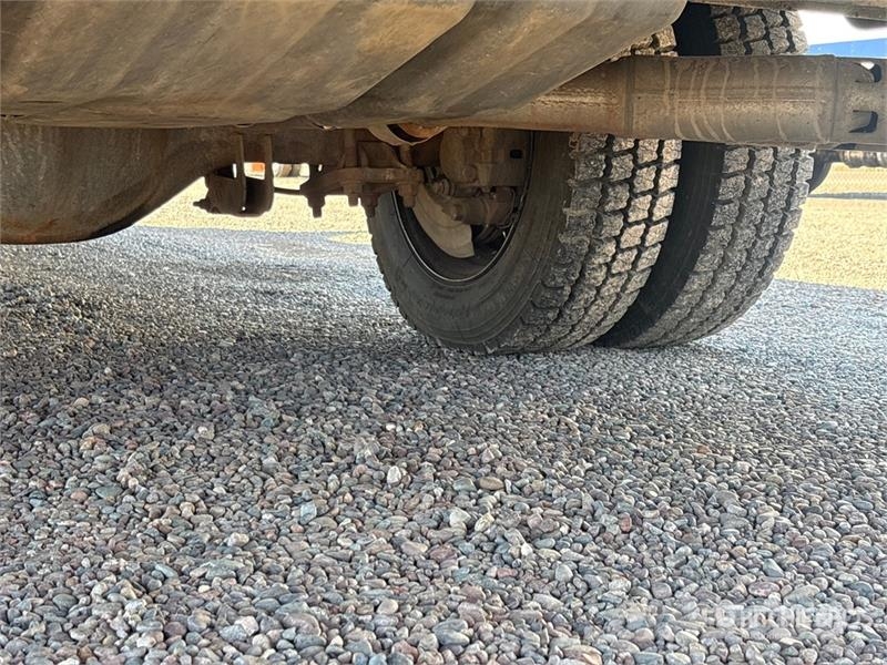 Ford F-550 Pacēlāji uz automašīnas bāzes
