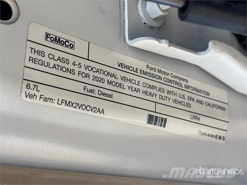 Ford F-550 Pacēlāji uz automašīnas bāzes