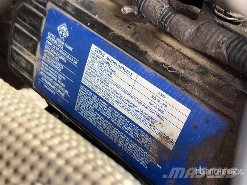 Ford F-550 Platformas/izkraušana no sāniem