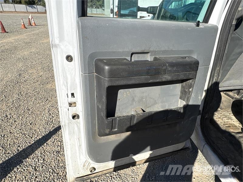 Ford F-550 Prekucniki