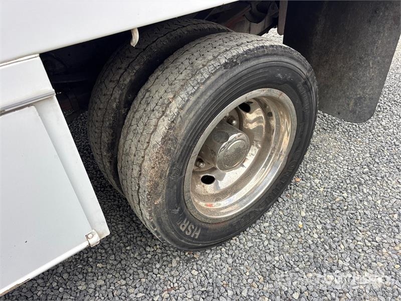 Ford F-550 Flakbilar