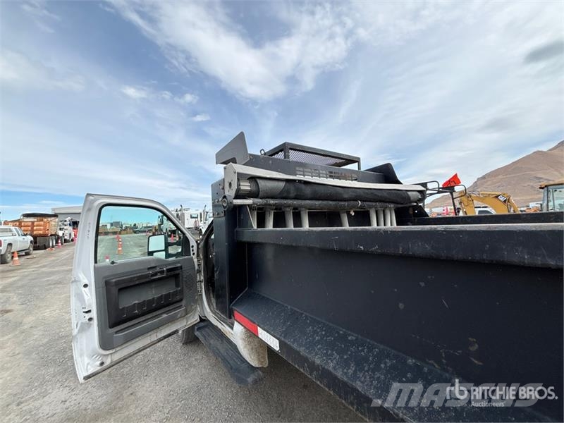 Ford F-550 Tipper trucks