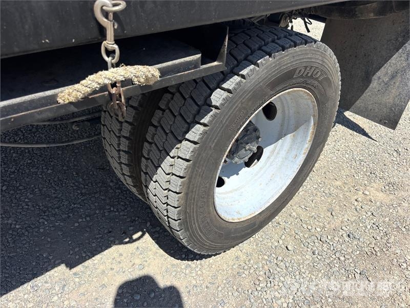 Ford F-550 Pacēlāji uz automašīnas bāzes