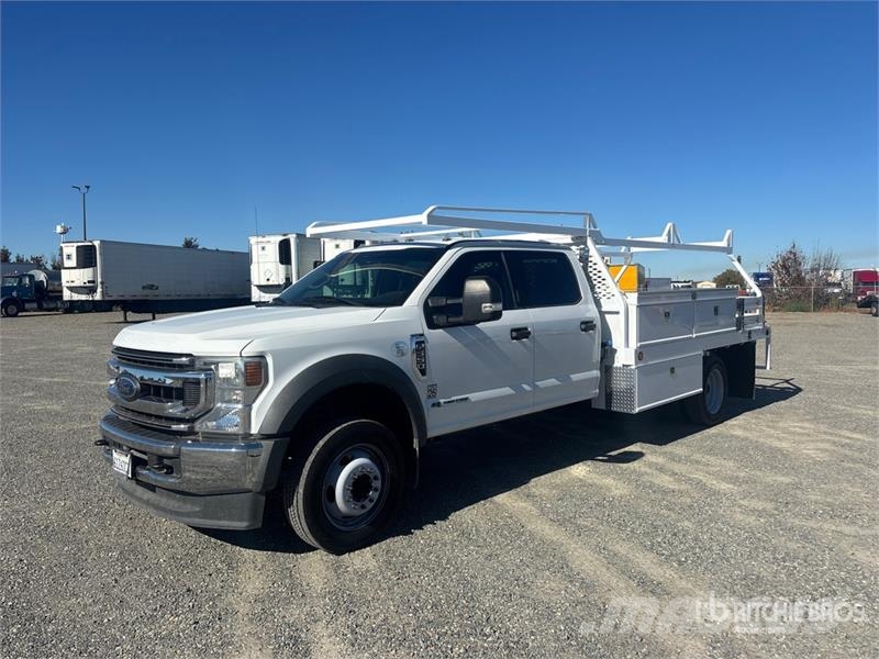 Ford F-550 Flatbed / Dropside trucks