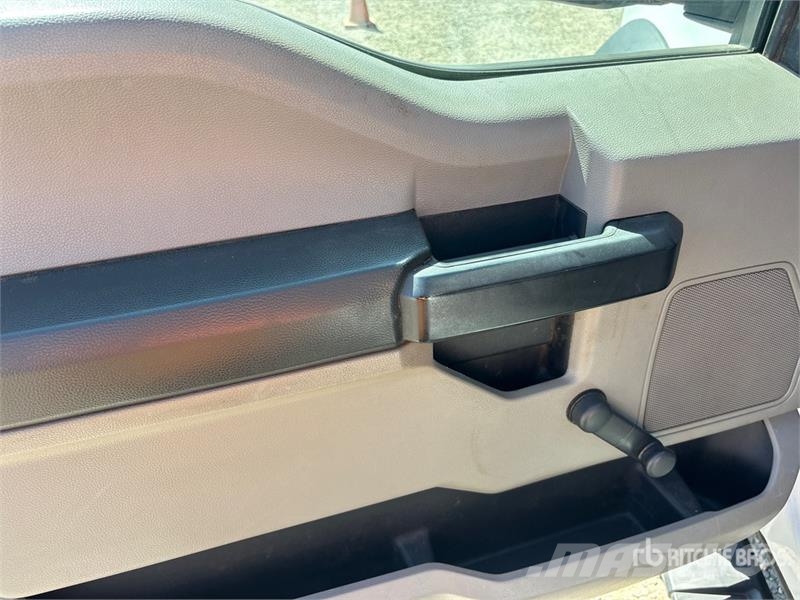Ford F-550 Lastbilmonterede lifte