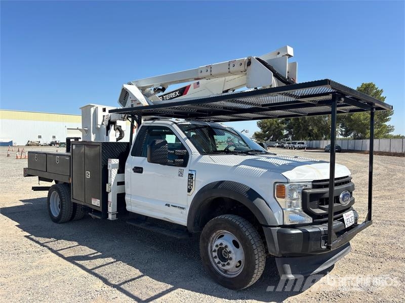 Ford F-550 Lastbilmonterede lifte