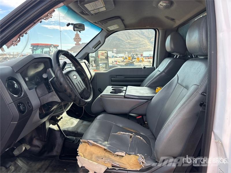 Ford F-550 Kipper