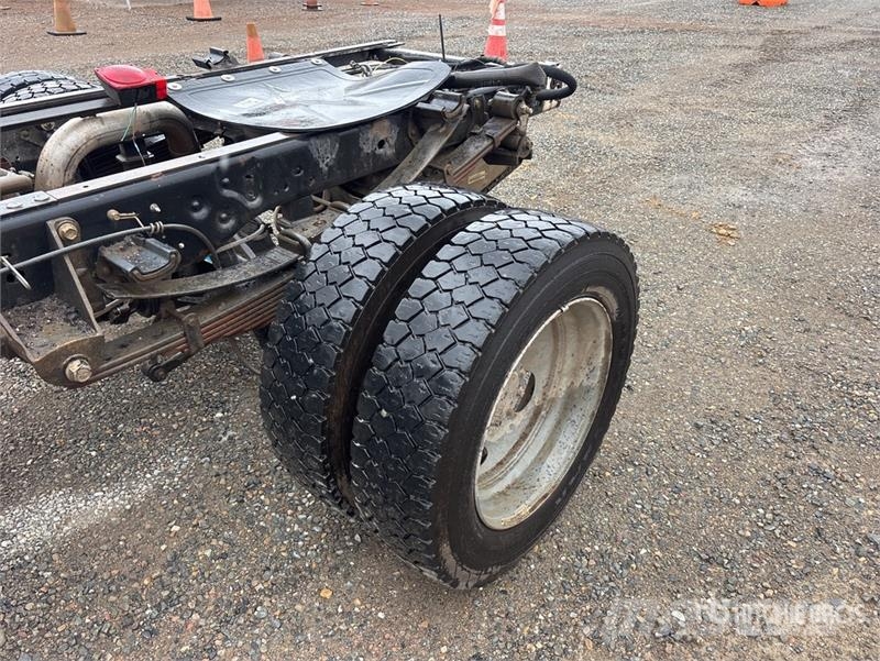 Ford F-550 4x2 Cab and Chassis Cabines e interior