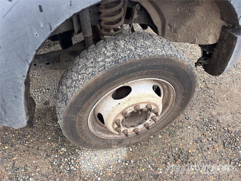 Ford F-550 4x2 Cab and Chassis Cabines e interior