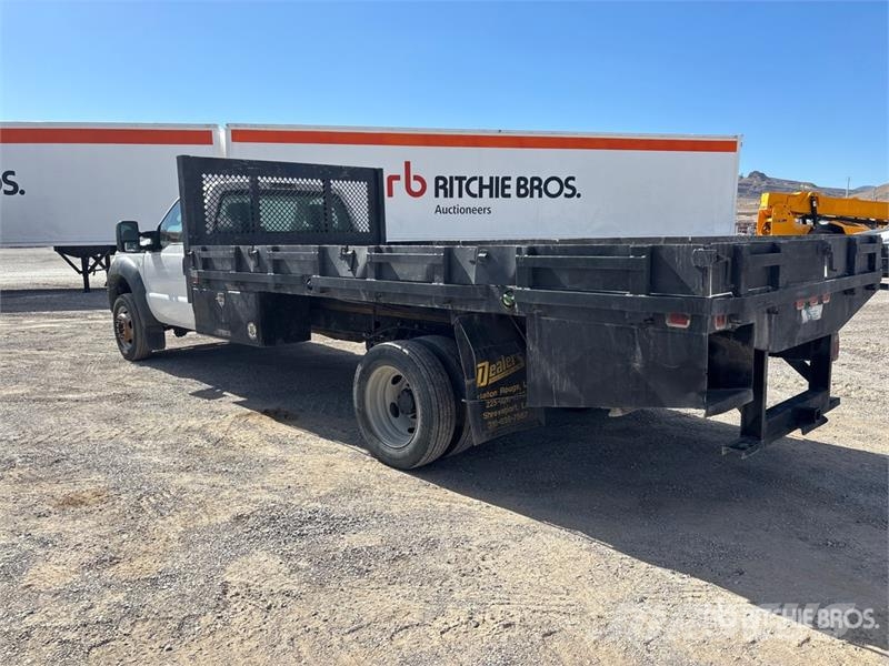 Ford F-550 4x2 Flatbed Truck Madelautod