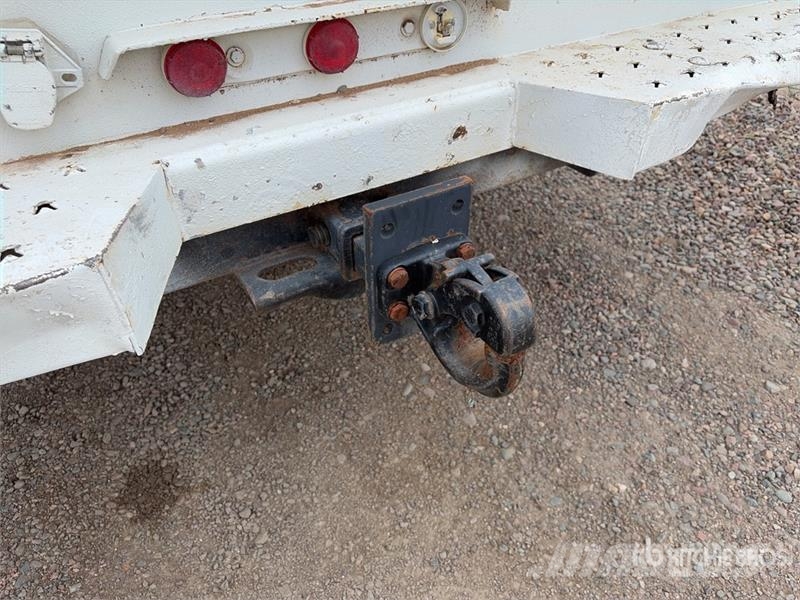 Ford F-550 4x2 Utility Truck Пикапи