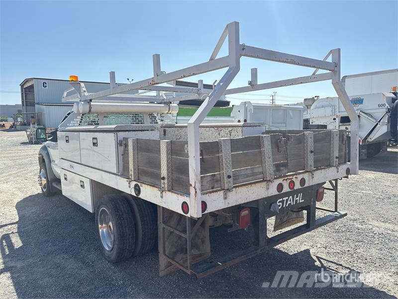 Ford F-550 4x2 Utility Truck Pick up/Dropside