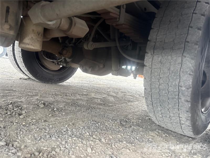 Ford F-550 4x2 Utility Truck Vieglais kravas automobilis/izkraušana no sāniem