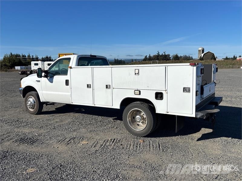 Ford F-550 4x2 Utility Truck Pick up/Dropside