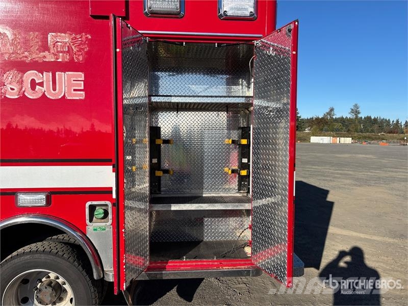 Ford F-550 4x4 Ambulance Rešilni avtomobili