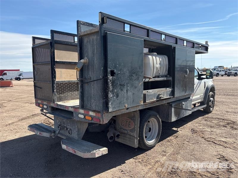 Ford F-550 Flatbed Truck Flatbed / Dropside trucks
