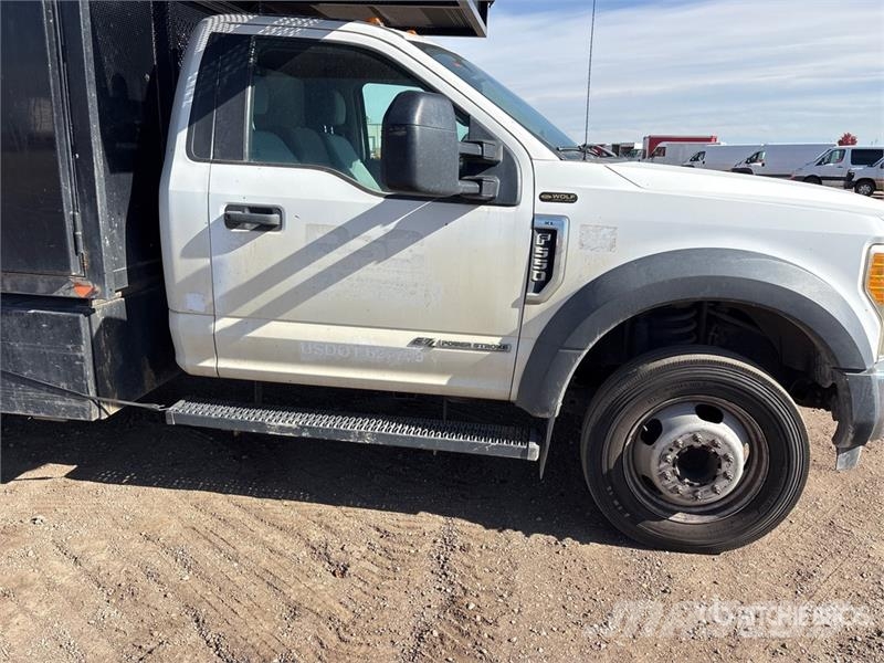 Ford F-550 Flatbed Truck Flatbed / Dropside trucks