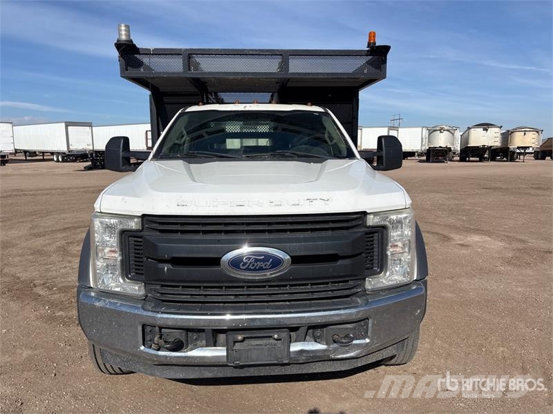 Ford F-550 Flatbed Truck Flatbed / Dropside trucks