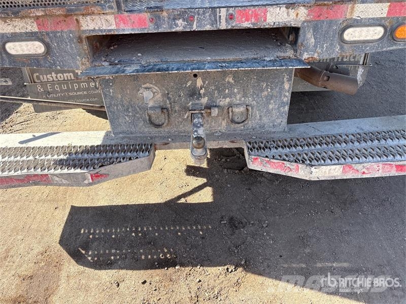 Ford F-550 Flatbed Truck Flatbed / Dropside trucks