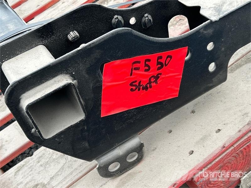 Ford F-550 Hitch Receiver 运输工具-其他