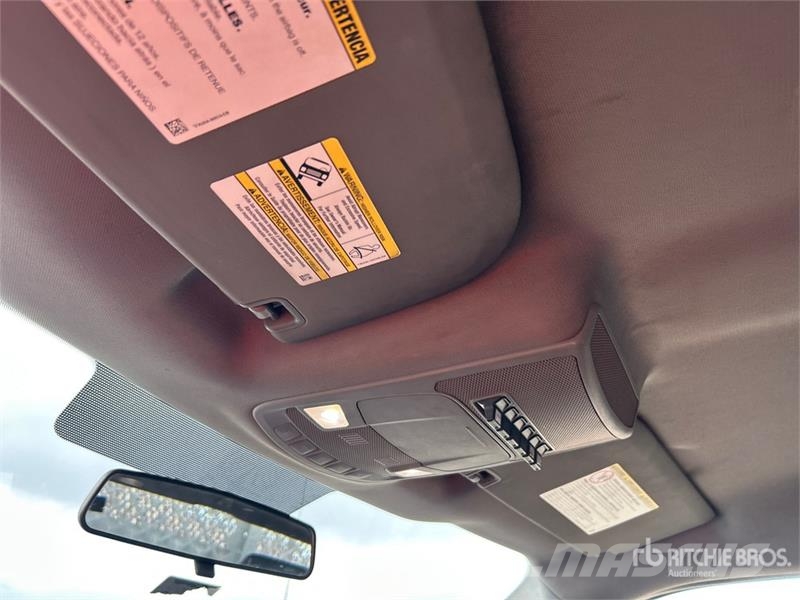 Ford F-550 XL 4x2 Arrow Board Truck Övriga bilar