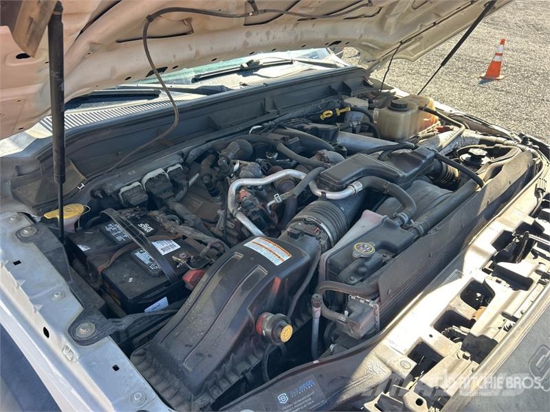 Ford F-550 XL 4x2 Crew Cab Utility Truck Pickup/Pritschenwagen
