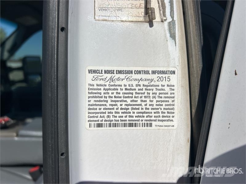 Ford F-550 XL 4x2 Crew Cab Utility Truck Pickup/Pritschenwagen