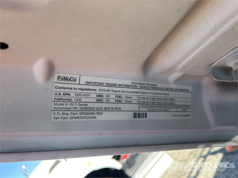 Ford F-550 XL 4x2 Crew Cab Utility Truck Pickup/Pritschenwagen