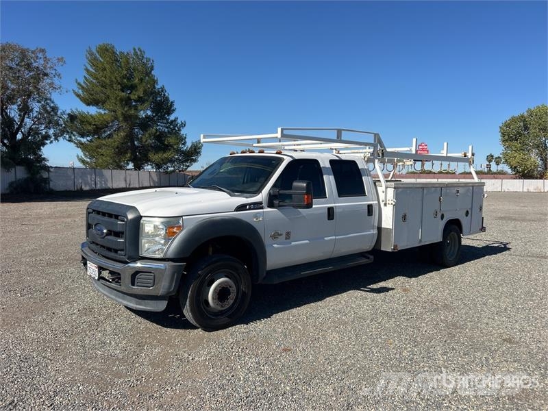 Ford F-550 XL 4x2 Crew Cab Utility Truck Pickup/Pritschenwagen