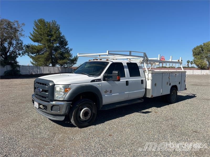 Ford F-550 XL 4x2 Crew Cab Utility Truck Pickup/Pritschenwagen