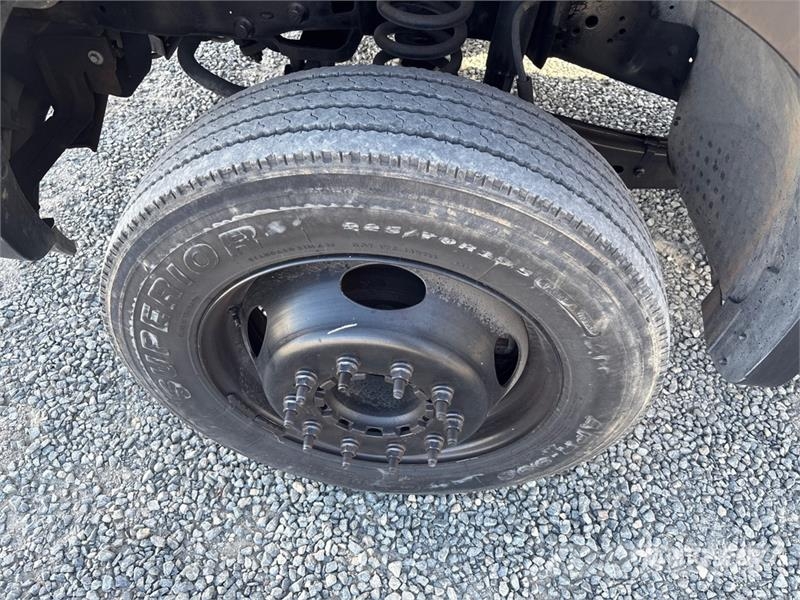 Ford F-550 XL 4x2 Flatbed Truck Camiões estrado/caixa aberta