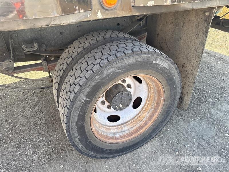 Ford F-550 XL 4x2 Flatbed Truck Pritschenwagen/Pritschenwagen mit Seitenklappe