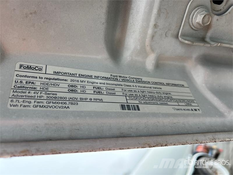 Ford F-550 XL 4x2 Flatbed Truck Flatbed / Dropside trucks