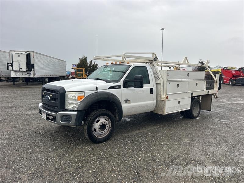 Ford F-550 XL 4x2 Flatbed Truck Flatbed kamyonlar