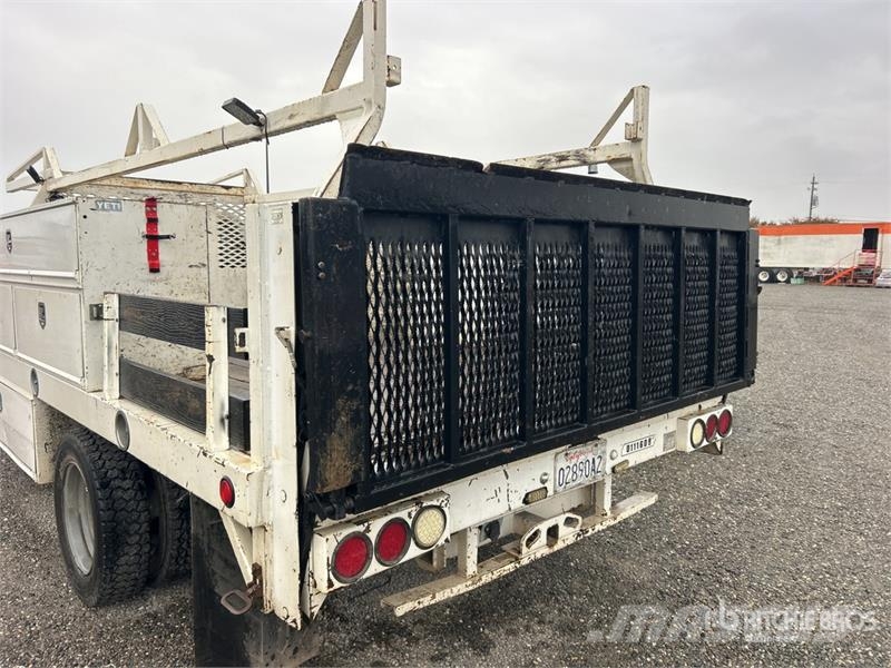 Ford F-550 XL 4x2 Flatbed Truck Flatbed kamyonlar