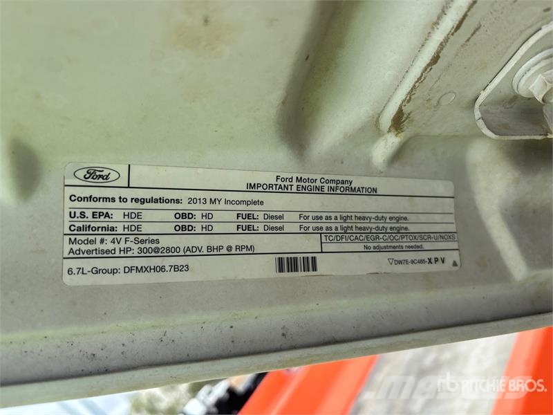 Ford F-550 XL 4x2 S/A Dump Truck Pašizgāzējs