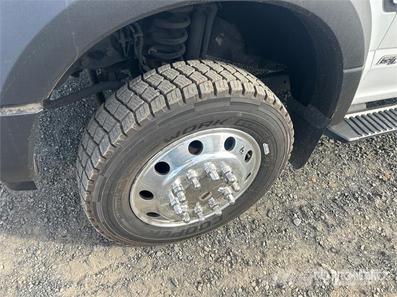 Ford F-550 XL 4x2 Service Truck Közúti karbantartó haszongépek