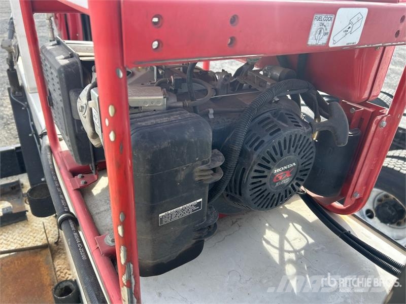 Ford F-550 XL 4x2 Service Truck Közúti karbantartó haszongépek