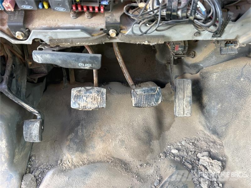 Ford F-550 XL 4x2 Service Truck Komunálne / Multi-úžitkové vozidlá
