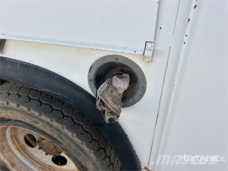 Ford F-550 XL 4x2 Service Truck Komunálne / Multi-úžitkové vozidlá