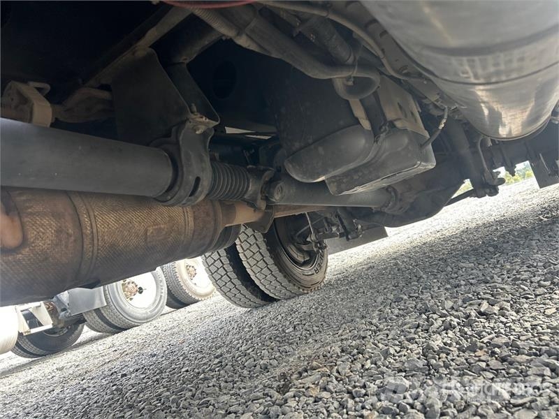 Ford F-550 XL 4x2 Service Truck Közúti karbantartó haszongépek