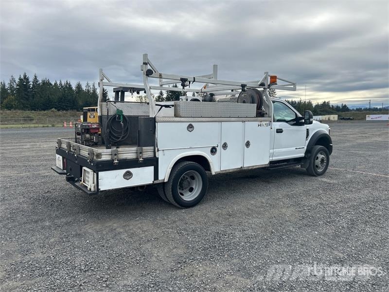 Ford F-550 XL 4x2 Utility Truck Prekucniki