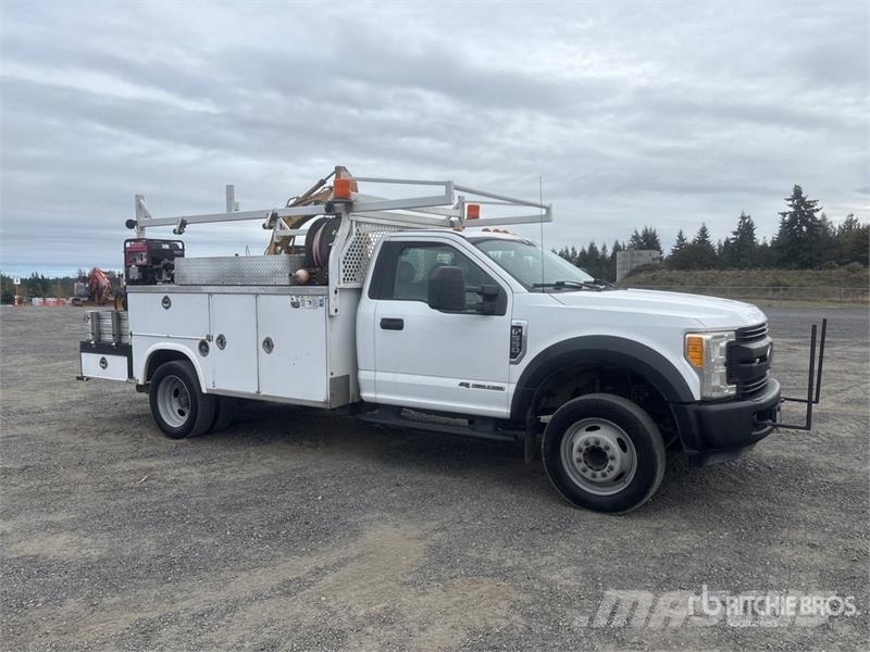 Ford F-550 XL 4x2 Utility Truck Prekucniki