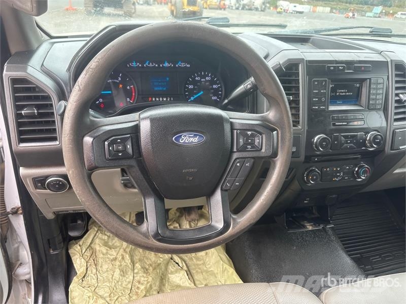 Ford F-550 XL 4x2 Utility Truck Prekucniki