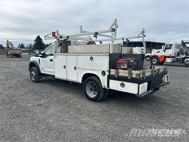 Ford F-550 XL 4x2 Utility Truck Prekucniki